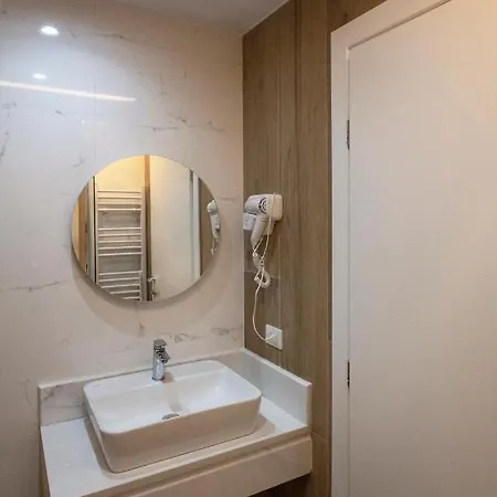 Dazur Coast 5* Orikum