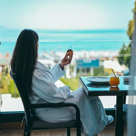 מלון Dazur Coast 5*