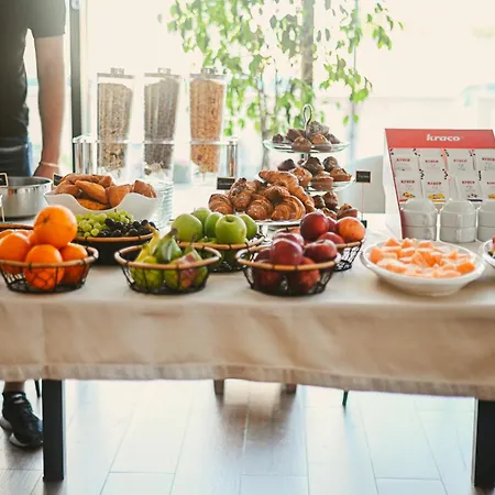 Dazur Coast 5* אוריקום