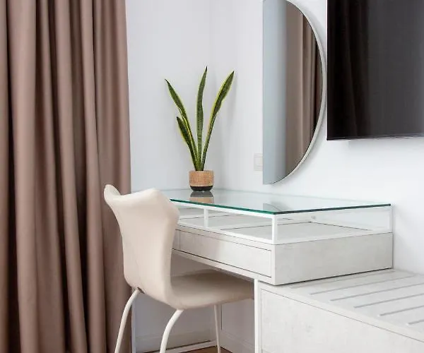 Dazur Coast מלון אוריקום